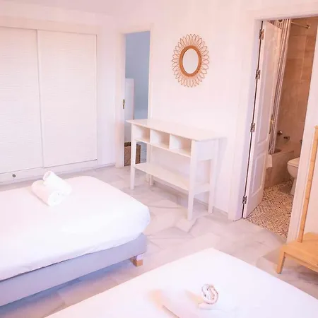 Playa Elviria 7 Px By Houselogy Lägenhet *